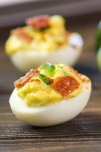 DEVILED EGGS WITH BACON AND JALAPEÑOI